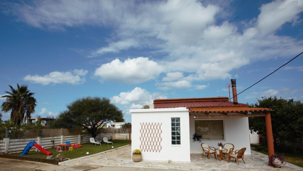 Evas House 7 Mins Walk To Beach Villa สตาวรอช ภายนอก รูปภาพ