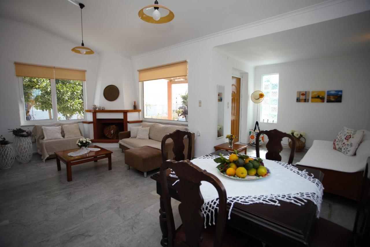 Evas House 7 Mins Walk To Beach Villa สตาวรอช ภายนอก รูปภาพ