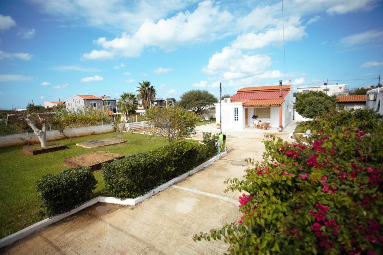 Evas House 7 Mins Walk To Beach Villa สตาวรอช ภายนอก รูปภาพ